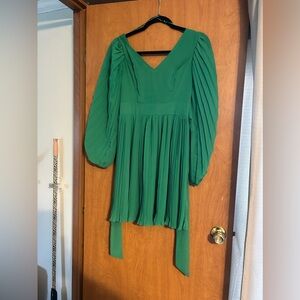 Jessica Simpson emerald green dress
